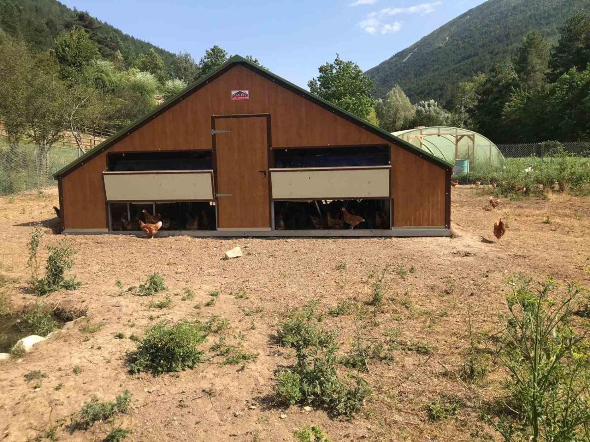 Hotel Camping La Ferme De Castellane Extérieur photo